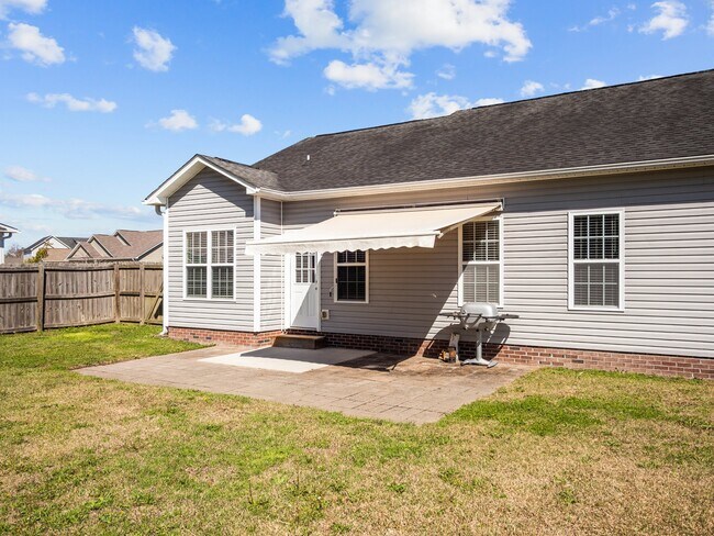 Building Photo - 251 Channel Marker Loop