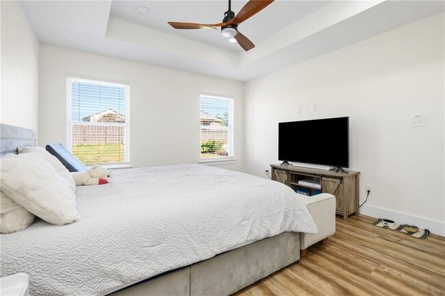 Building Photo - 350 Allison Ct