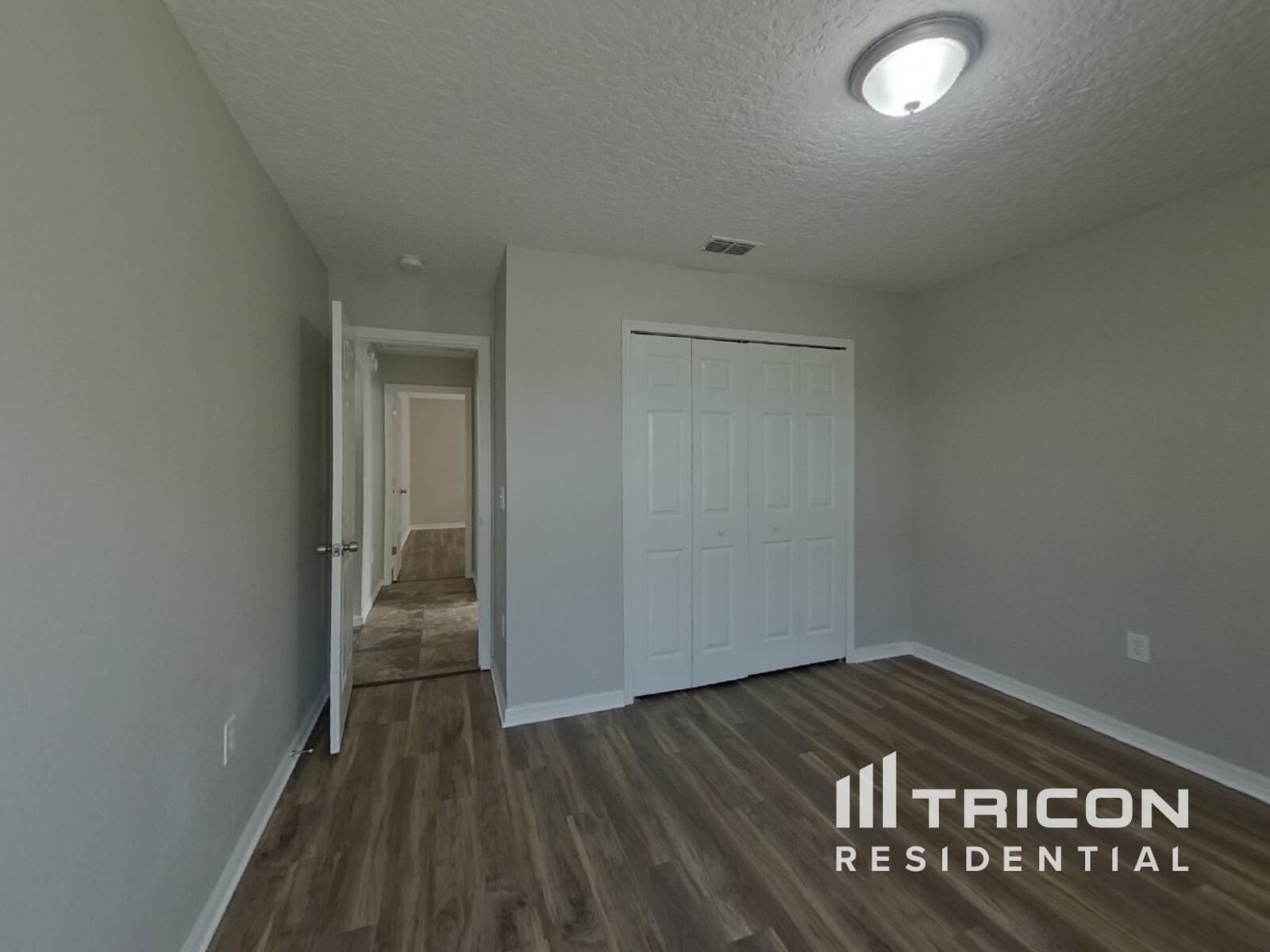 Building Photo - 2684 Willow Glen Cir