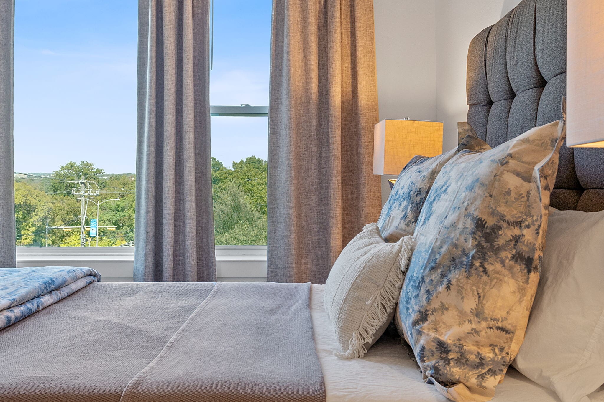 Building Photo - 1900 Barton Springs Rd