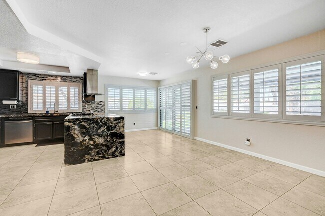 Building Photo - 538 Lambeth Ct