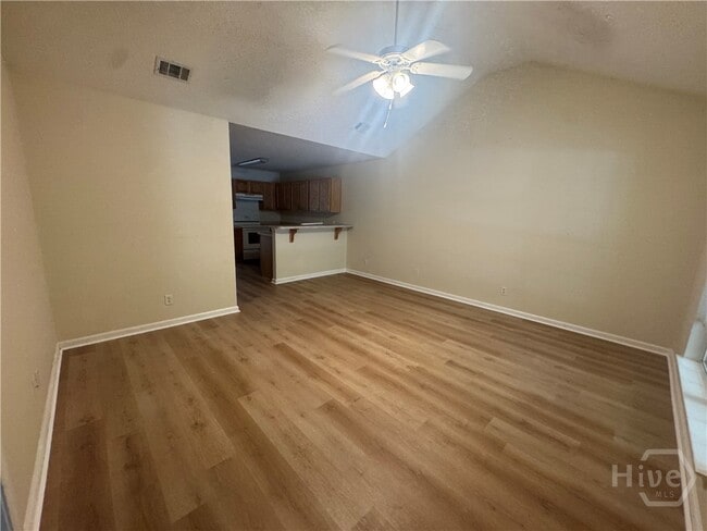 Building Photo - 106 Trellis Way