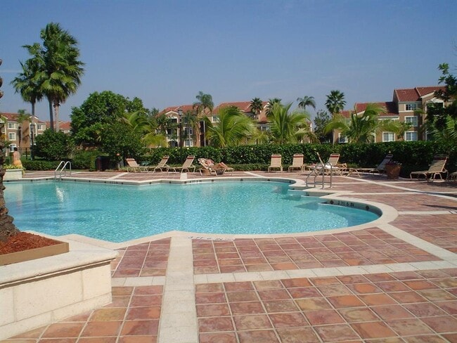 Building Photo - 4844 N State Rd 7