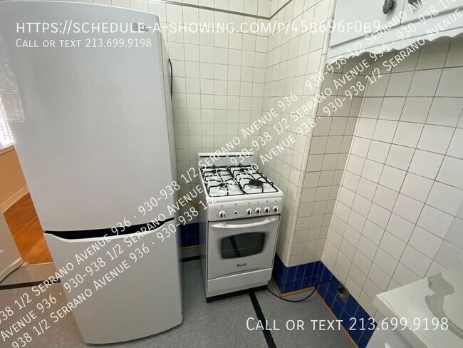 Building Photo - 930-938 1/2 Serrano Avenue 936-