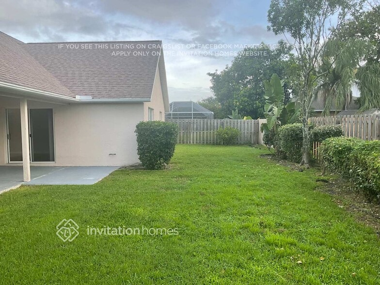 Building Photo - 1897 Crane Creek Blvd