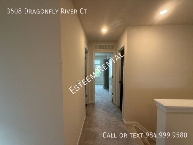 Building Photo - 3508 Dragonfly River Ct