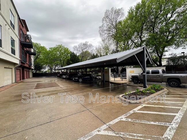 Building Photo - 4605 Cedar Springs Rd