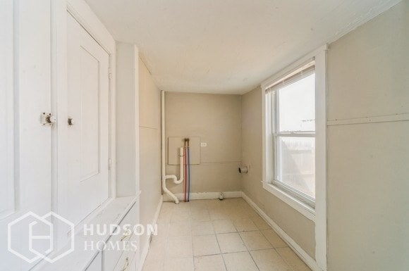 Building Photo - 14 Cross St