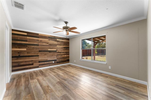 Building Photo - 132 Birdsong Ln