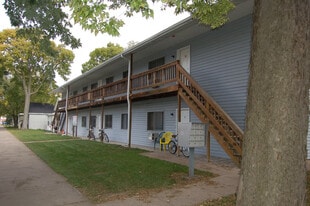 Building Photo - 410 10th Street N