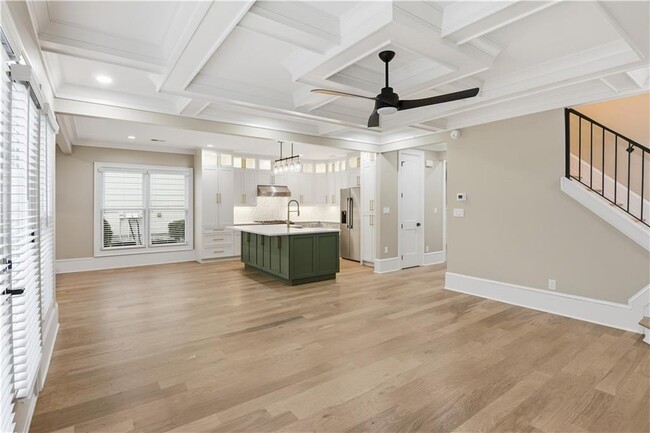 Building Photo - 3842 Memphis Dr