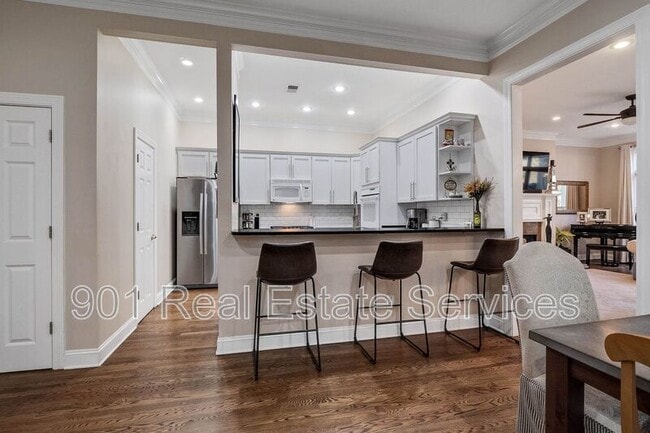 Building Photo - 765 Harbor Isle Cir E