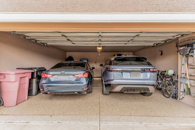 Building Photo - Total remodel in Santa Fe in McCormick Ranch