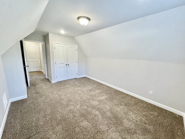 Building Photo - 11 Katie Ln