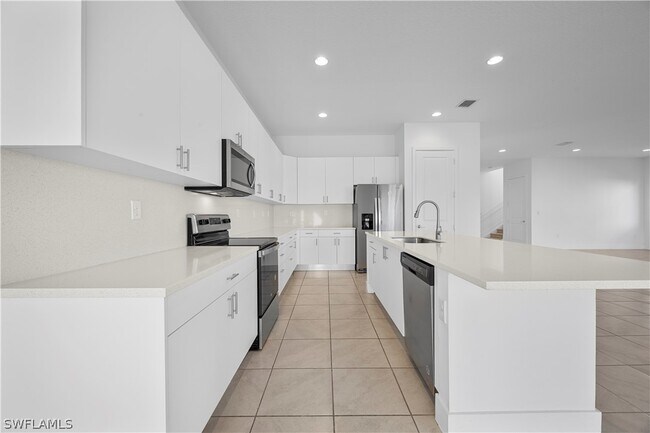 Building Photo - 5032 Frattina St.