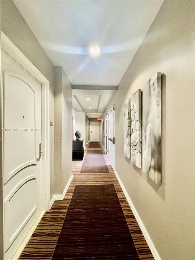 Building Photo - 7928 East Dr