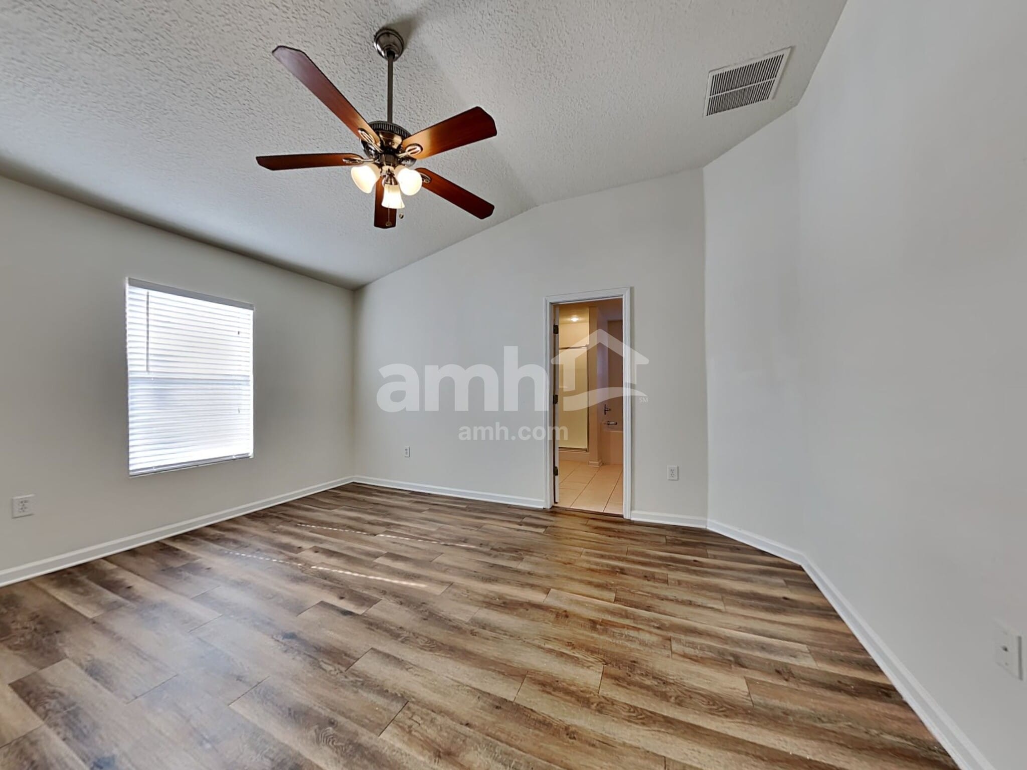 Building Photo - 201 Marisco Way