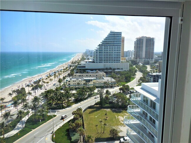 Building Photo - 3442 NE Causeway Blvd