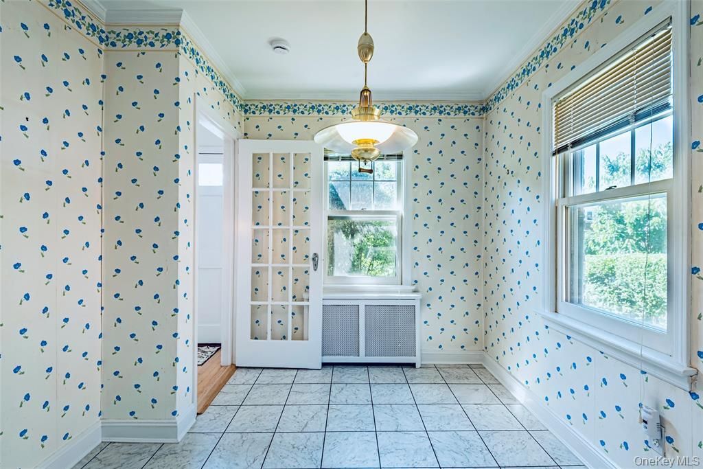 Building Photo - 147 Nugent St