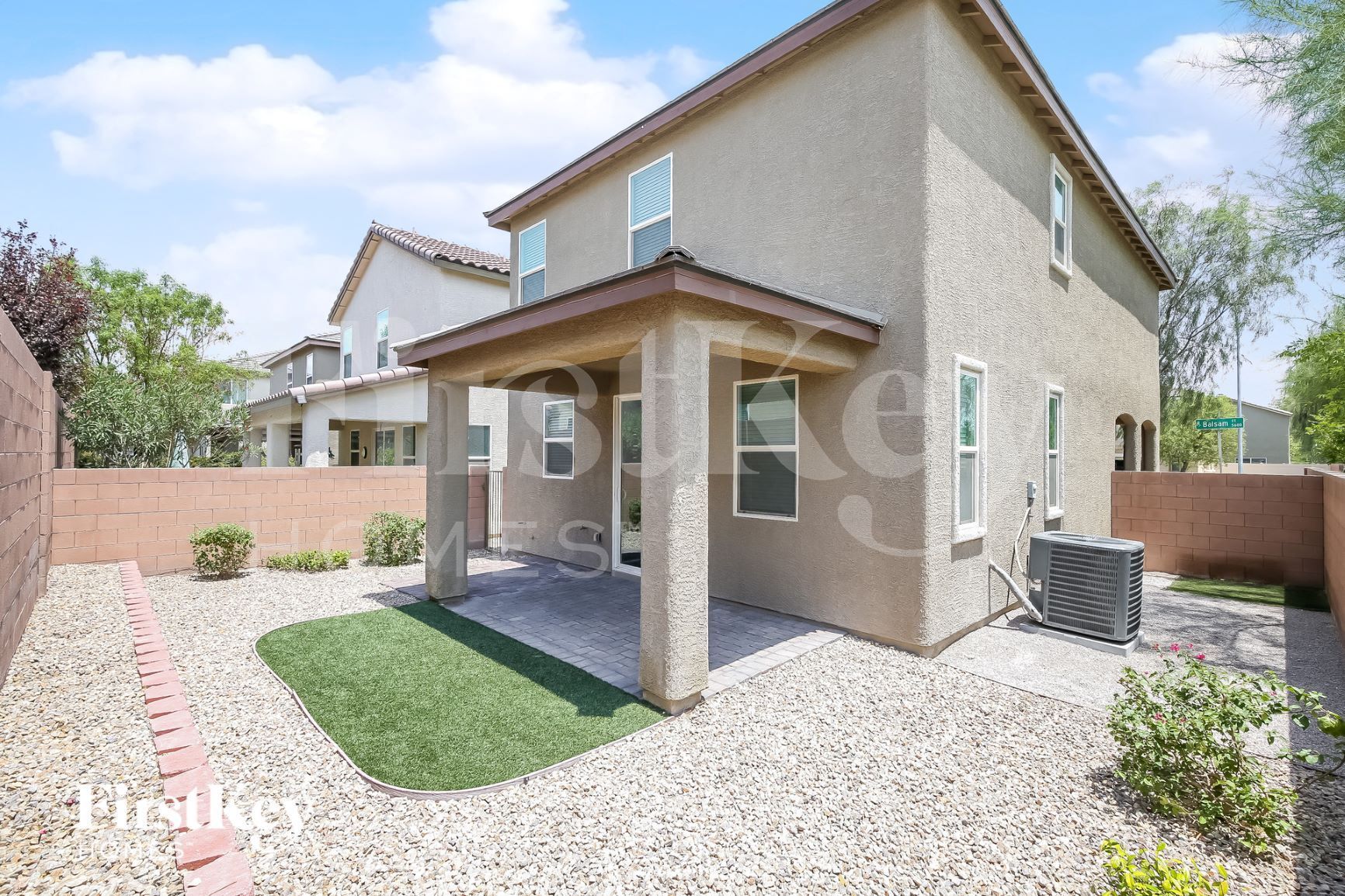 Building Photo - 5605 N Balsam St