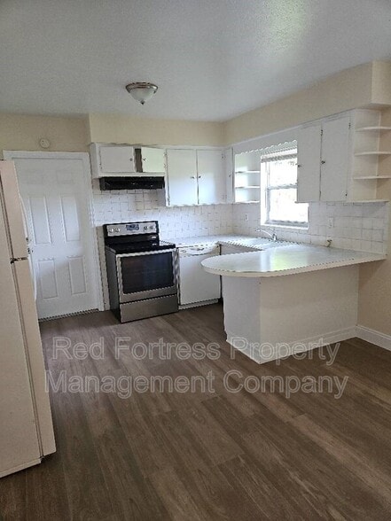 Building Photo - 4555 Jersey Rd