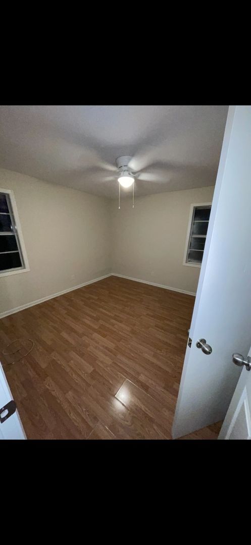 Building Photo - Charming 3BR House in Columbus