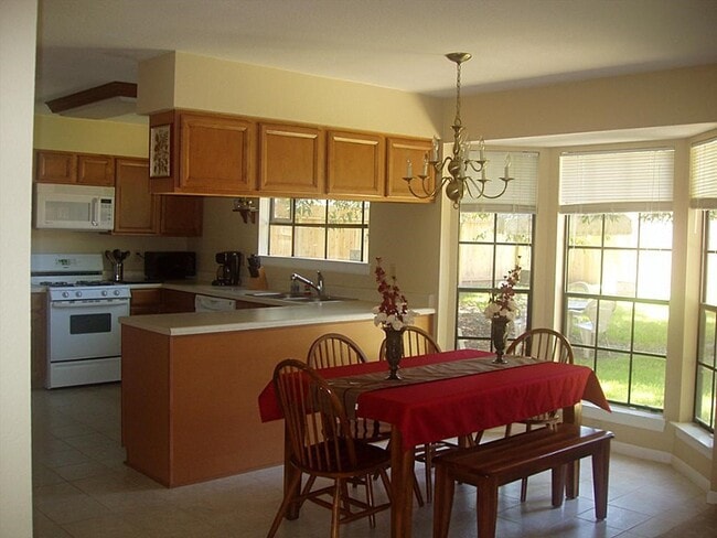 Building Photo - 3227 Golden Willow Dr