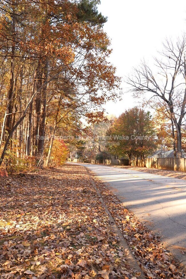 Building Photo - 116 Kendlewick Dr