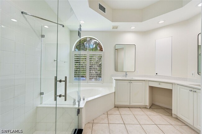 Building Photo - 1580 Clermont Dr