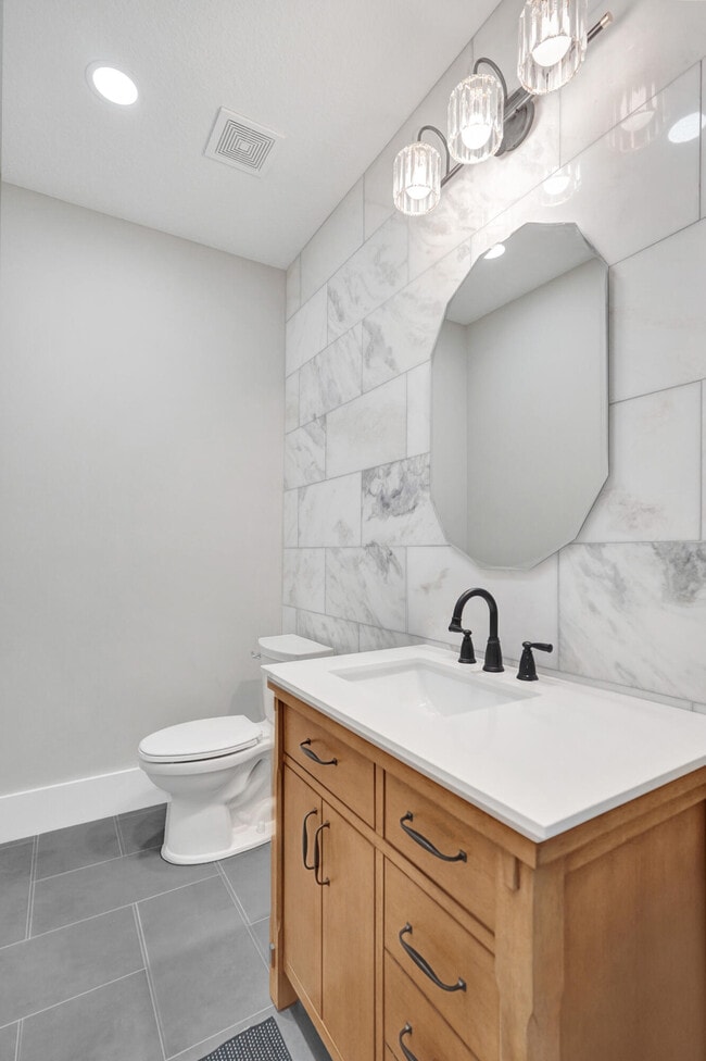 Building Photo - 3600 NW 5th Terrace