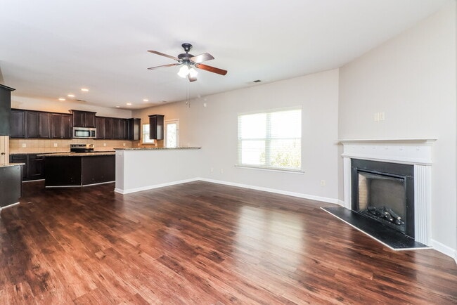 Building Photo - 119 Cessna Dr