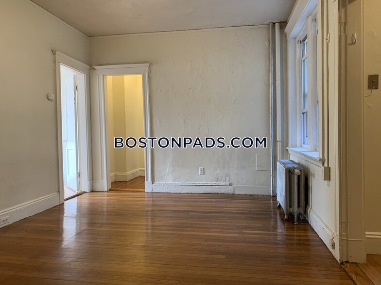 Building Photo - 1171 Boylston St