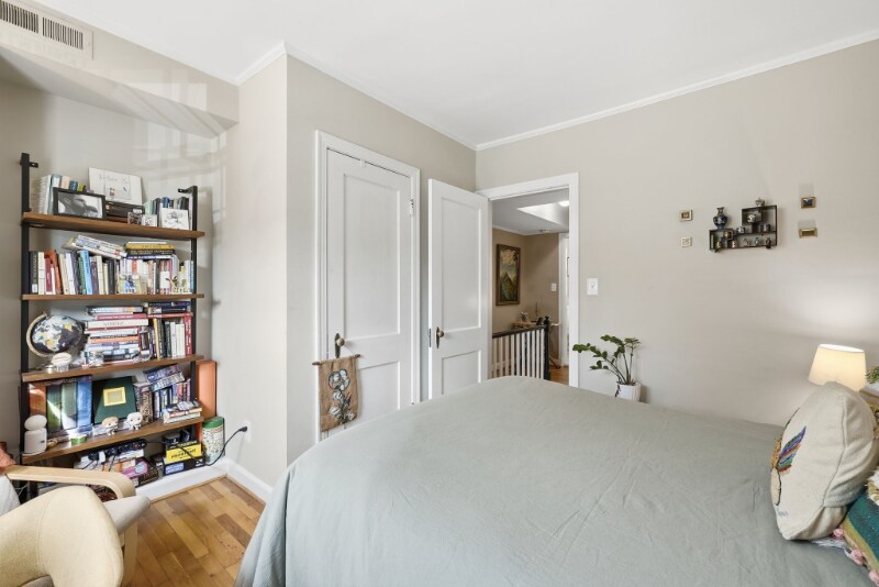 Building Photo - 2700 13th Rd S