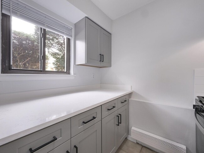 Building Photo - 27 Tanager Rd