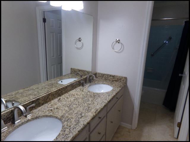 Building Photo - 1411 Old Forge Dr
