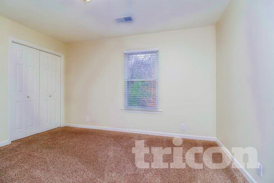 Building Photo - 1609 Crosswind Pl