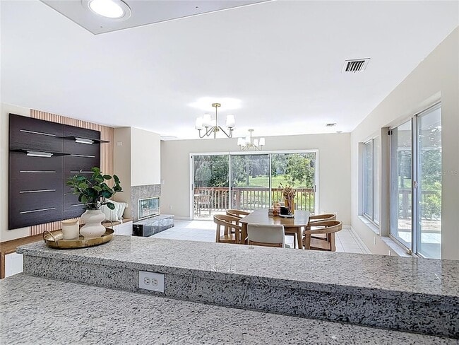 Building Photo - 289 Gull Dr S