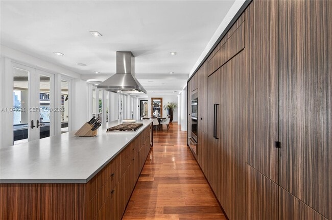 Building Photo - 14 W San Marino Dr