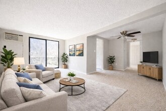 Fountain Square Living Room. - Staged - FOUNTAIN SQUARE APARTMENTS -- 008