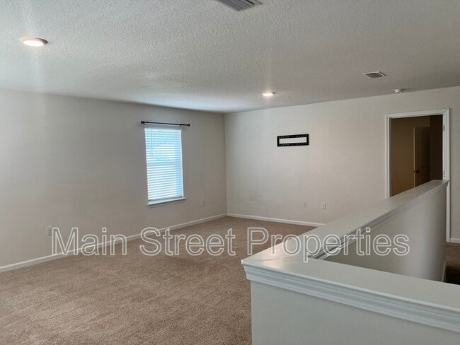 Building Photo - 5862 Blackhorse Cir