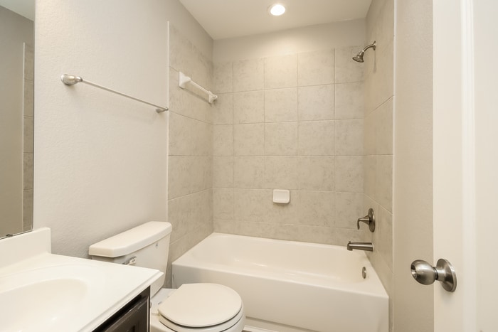 Building Photo - 16707 Highland Villa Ln