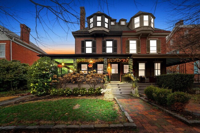 Primary Photo - 415 W Union St