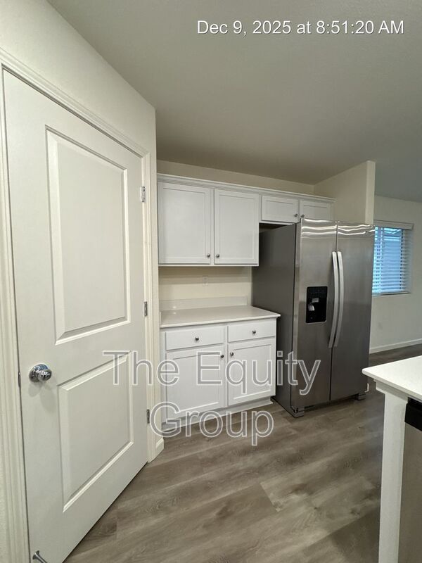 Building Photo - 7040 Avenue 310