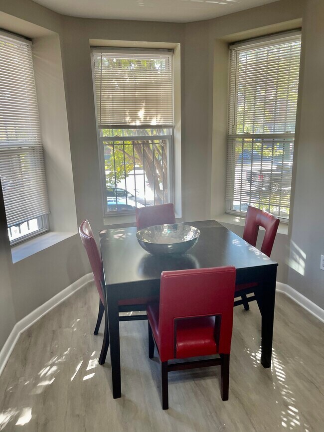 Building Photo - 121 New York Ave NW