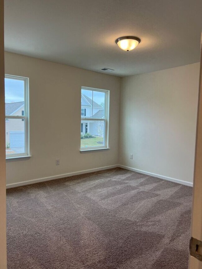 Building Photo - Coming Soon - Gorgeous Home with 3 bedroom...