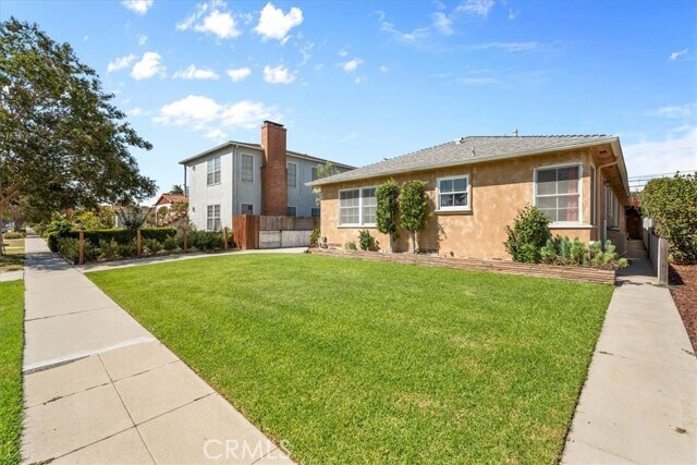 Building Photo - 3633 Lime Ave