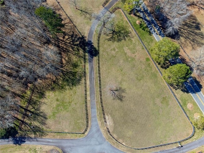 Building Photo - 1086 Arbor Hill Rd