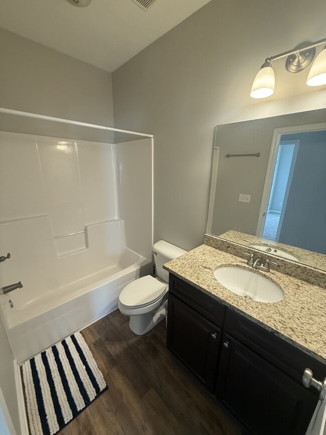 Building Photo - 124 Heyward Dr
