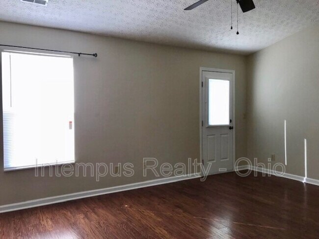 Building Photo - 129 Lofton Cir