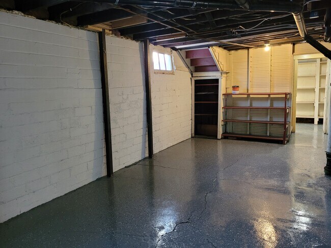 Basement - 220 W 10th St S